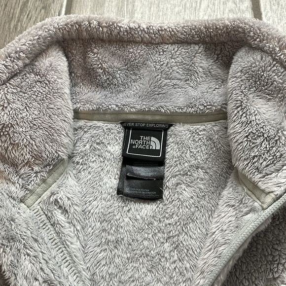 The North Face Sherpa Fuzzy Zip Up - Picture 3 of 6